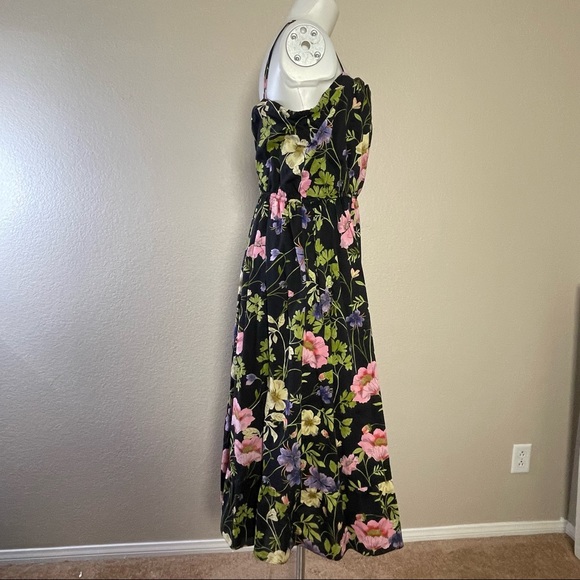EXPRESS BLACK FLORAL SPAGHETTI STRAP FIT & FLARE DRESS - Picture 2 of 5